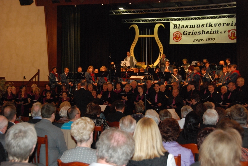 20.03.2010: Blech trifft Stimme - 3. Konzert mit dem Blasmusikverein